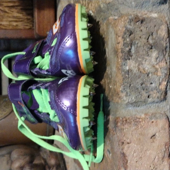 NWOT Saucony Spitfire 2 Women's Sz 7 Track Field Spike's Cleats Running  Shoes - Picture 7 of 9